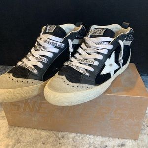 Golden Goose Mid Star Sneakers